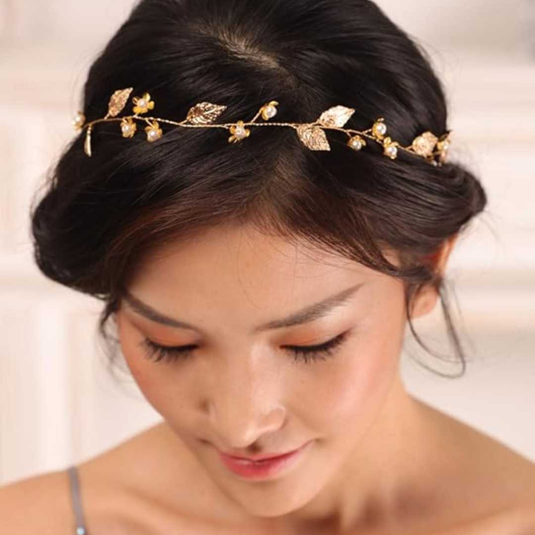 Gold Leaf Wedding Headband for Woman's Hair a Dainty Hair Accessories for Special Occasion.